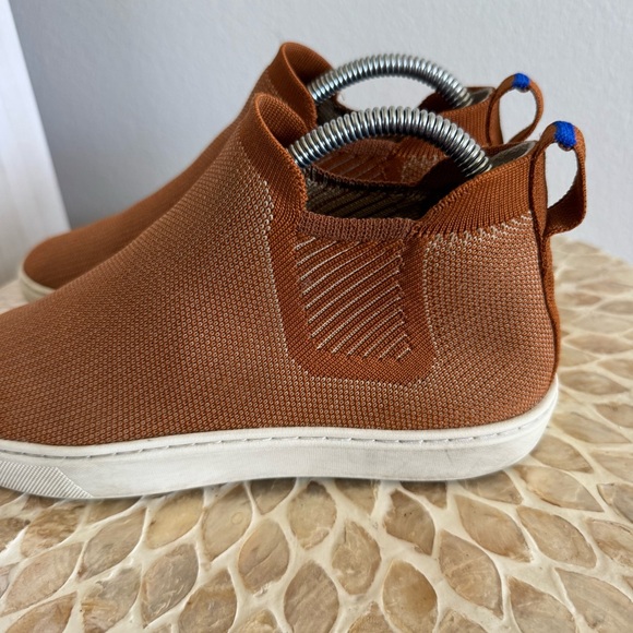 ROTHY'S The Chelsea Fawn Knit High Top Ankle
Pull On Boot size 7 - Picture 5 of 10